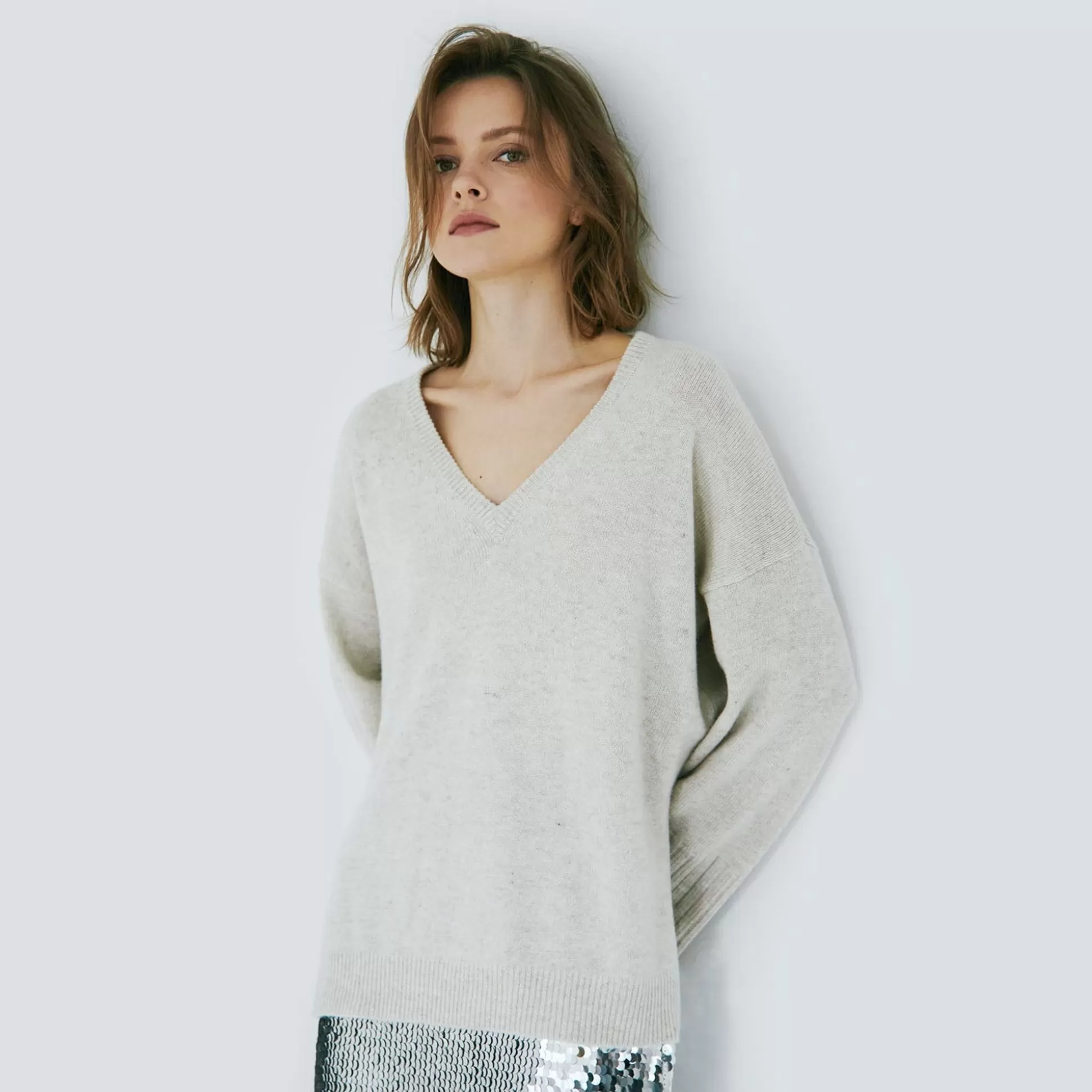 Autumn Cashmere Relaxed V-Neck W/ Side Slits<Women Sweaters