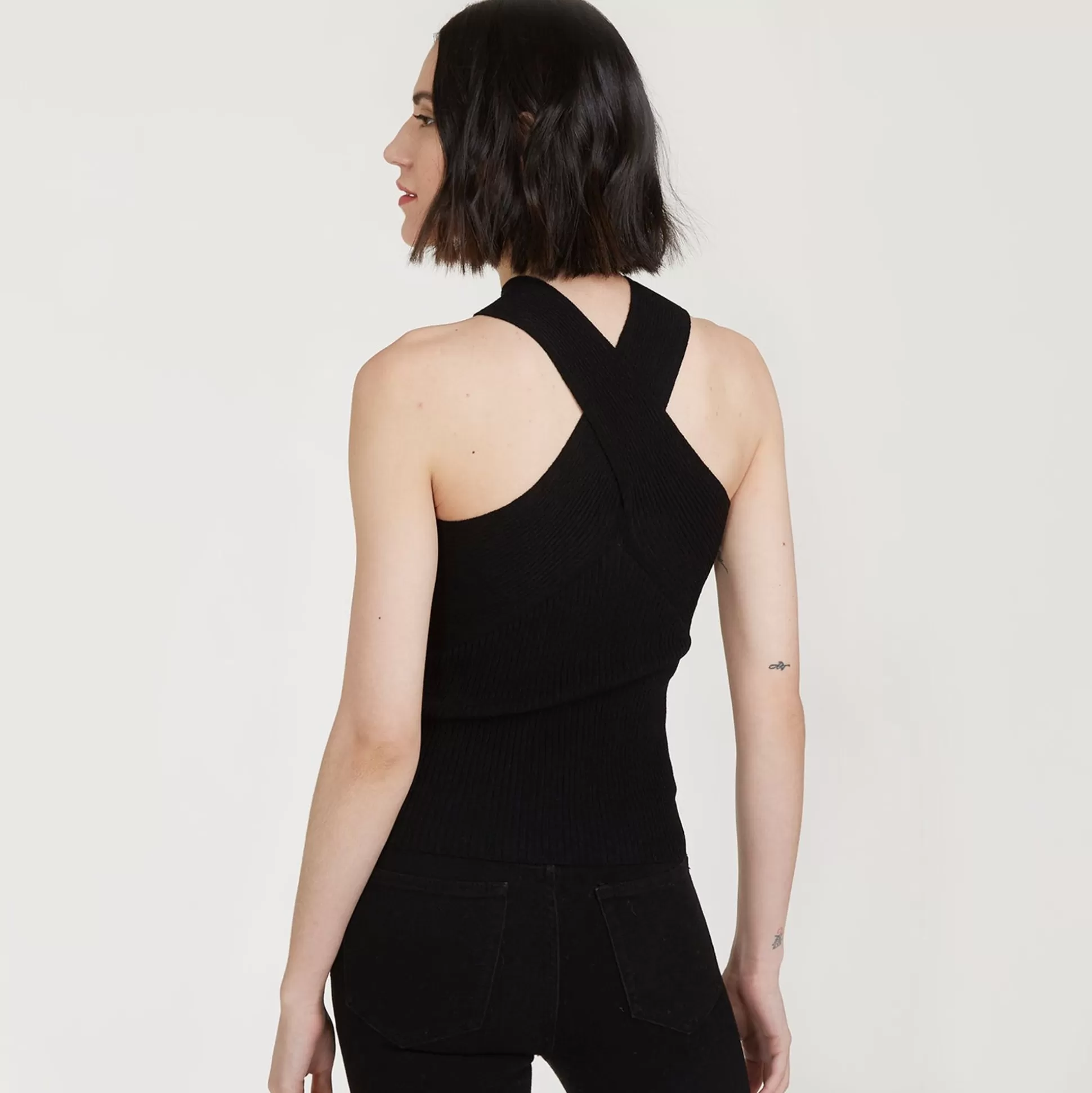 Autumn Cashmere Rib Crisscross Halter In Black<Women Tops